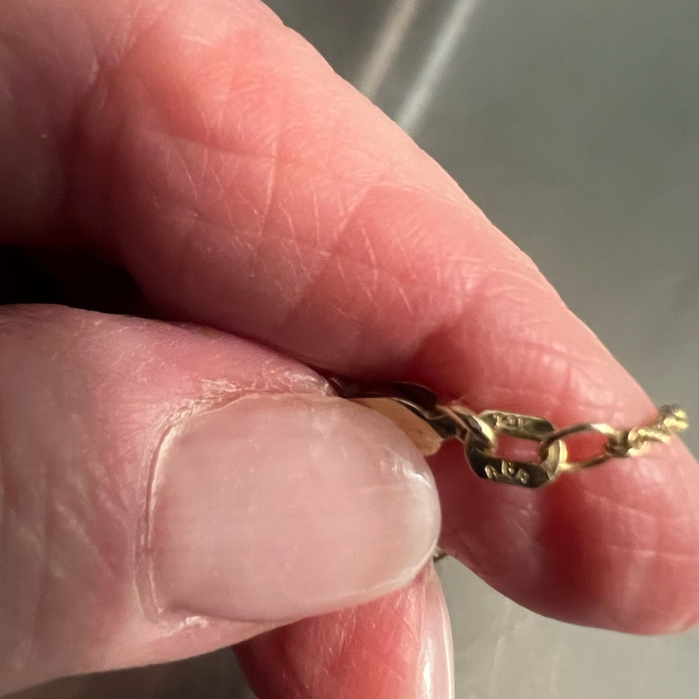 Solid 14K Solid Yellow Gold 17.5” Rope Chain with Lobster Claw Clasp - Picture 3 of 4